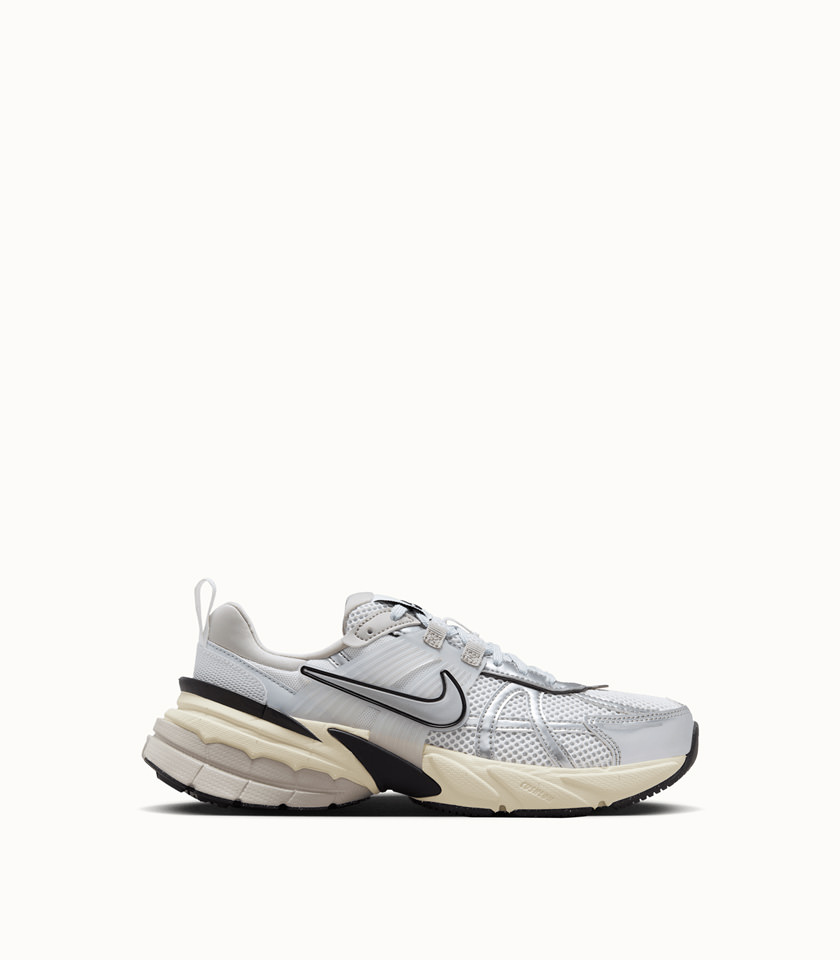 NIKE VK2 RUN SNEAKERS COLOR GRAY METALIZED | Playground