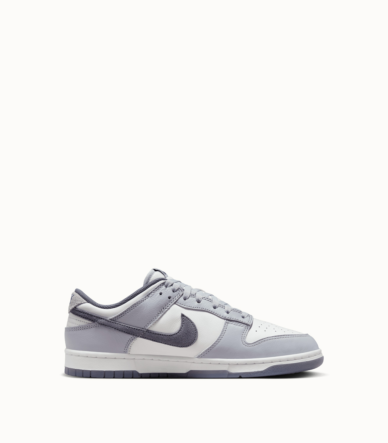 NIKE DUNK LOW RETRO SE LIGHT CARBON SNEAKERS | Playground