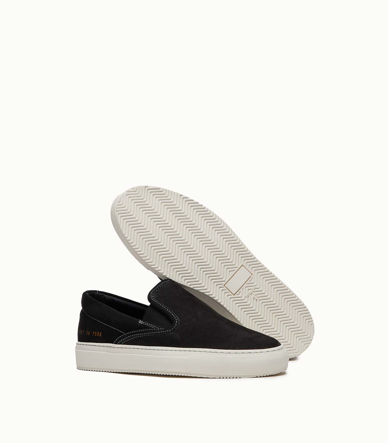 Common projects discount slip on black